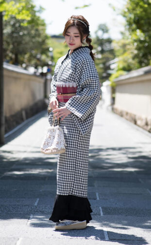 Black and white Kimono with a Frill and Checkered Pattern