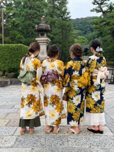 Kimono rental in Kyoto｜Experience Japan Kyoto Through Kimono｜Enjoy Kyoto in Summer with a Yukata 🎐 How to Make the Most of August & Stay Comfortable While Exploring Kyoto