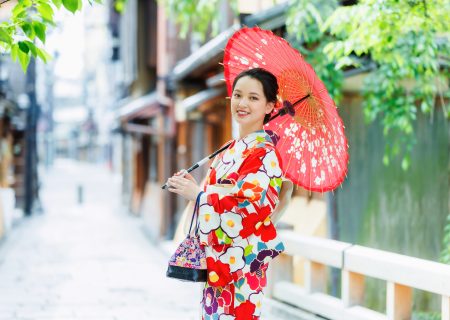 A convenient sightseeing course in Kyoto with kimono rental in Gion