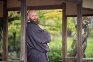 京都 男性着物レンタル 粋に楽しむメンズ着物プラン【八坂神社すぐ】