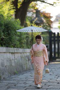 Kimono rental in Kyoto｜Experience Japan Kyoto Through Kimono｜Make Every Moment Special: Enjoy Kyoto in May in a Kimono
