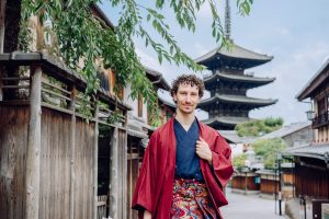 Kimono rental in Kyoto｜Experience Japan Kyoto Through Kimono｜Men’s Kimono Rental in Kyoto: Enjoy Yukata, Kimono & Hakama with Ease