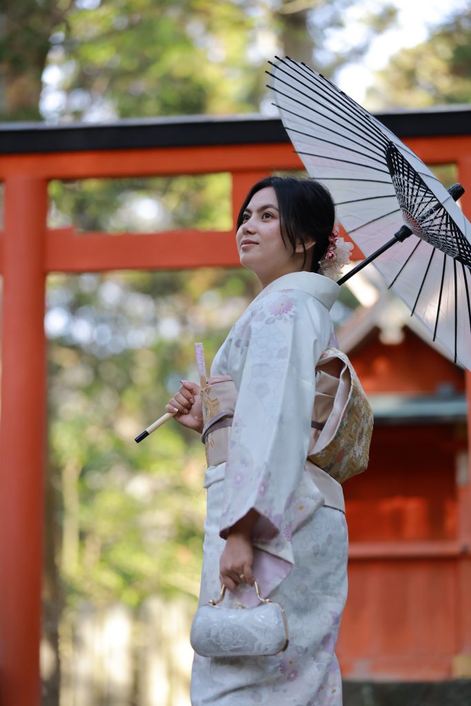 奈良で 着物レンタル 和文化体験 ロケーション撮影｜わぷらす奈良｜【祝卒業・卒園🎉】奈良公園で着物レンタル｜卒業式・卒園式におすすめの訪問着👘✨